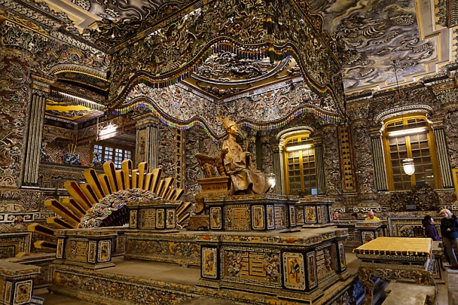 Hué-Tombeau de Khaï Dinh-050